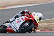 Cetak Sejarah, Dimas Ekky Kibarkan Merah Putih di Ajang CEV Moto2