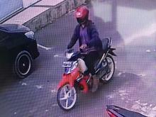 Video: Begini Cara Maling Helm Beraksi di Batam