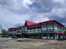 Pemimpin Berganti, Gedung Setdakab Meranti Juga Berubah Warna