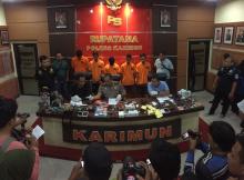 Pura-Pura Cari Barang Rongsokan, Jang Cs Gambar Rumah Yang Akan di Bobol