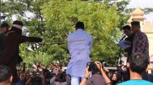 Sepasang Gay di Aceh Dihukum Cambuk Puluhan Kali