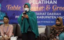 PKK Lingga Gelar Pelatihan Table Manner and Grooming