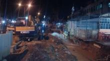 Begini Cara Petugas ATB Bekerja Saat Pipa Air Meledak