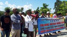 Proyek Tak Dibayar, Para Kontraktor Geruduk Kantor Bupati Karimun