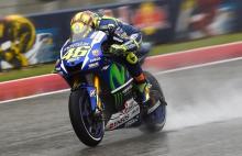 Valentino Rossi Buka Rahasia Rajai Balapan Trek Basah