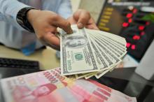 Duh, Rupiah Tembus Rp 15.000 per Dolar Amerika