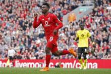 Saling Serang, Liverpool Kalahkan Villa 3-2