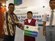 320 Anak Karyawan Pengelola Lagoi Terima Bantuan 