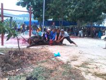 Warga Batam Antusias Saksikan Prosesi Pemotongan Hewan Kurban di Masjid Raya
