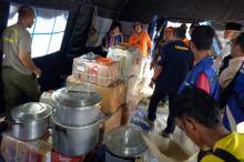 Bantuan Rendang 1 Ton dari Sumbar Dibagikan ke Korban Gempa Palu