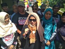 Neno Bersorak Ganti Presiden di Pulau Penyengat