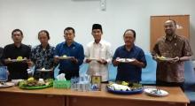 Asman Abnur Jadi Menteri, Kader PAN Batam Potong Tumpeng