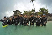Unik, Cara Pemuda Gelorakan Kemerdekaan di Bawah Laut Natuna