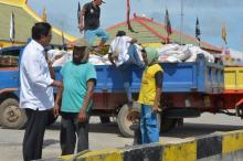Gubernur Nurdin Basirun Senang Arus Barang Semakin Lancar