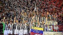 Tekuk Lazio, Juventus Angkat Trofi Coppa Italia 2016-2017