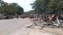 Foto-foto Penggusuran Kios Liar Simpang Frengki
