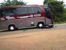 Sekuriti Tewas Seketika Hantam Bus Pariwisata di Bintan