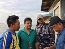 Api dari Kamar Mesin Picu KM Kharomah 2 Terbakar