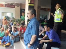 Petugas Kebersihan Tak Bisa Berlebaran, Walikota Rudi: Kalau Saya Paksakan, Karir Saya Tamat 