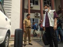 Tiga Jam Geledah Disdik Kepri, KPK Bawa 2 Binder File