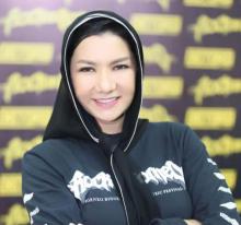 KPK Jerat Bupati Cantik dari Kutai Ini Pasal Gratifikasi