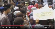 [VIDEO] Warga dan Mahasiswa Anambas Demo Syahbandar Tanjungpinang