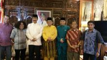Calon Wali Kota dan Wakil Wali Kota Ria-Sulistyana Silaturahmi dengan Soerya Respationo 