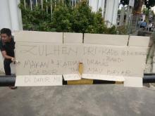 Pemilik Warung: Pak Zulhendri Tolong Bayar Utang Anda Rp 70 Juta!