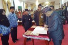 Bupati Lingga Lantik 90 Pejabat Tinggi, Administrator Hingga Pengawas