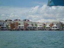 Inilah Deretan Villa yang Berdiri Megah di Atas Pantai Pulau Manis Batam