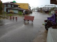Ranai Banjir, Warga Blok Akses Jalan