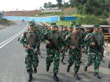 Ratusan Prajurit dan ASN Lantamal IV Tanjungpinang Gelar Lintas Medan