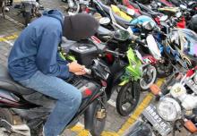 Antar Cewek ke Pasar Malam, Motor Hilang Dibawa Maling