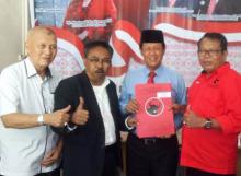 Pilkada Kepri: Isdianto Ambil Dua Formulir di PDI Perjuangan