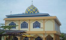 Indahnya Masjid Bantuan Donatur Muslim Singapura di Tiban