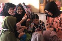 Melihat Keseruan Ibu-ibu di Tumpeng Kreasi