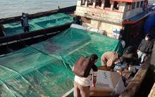 KPU Karimun Pakai 2 Kapal Angkut Logistik Pilkada ke Kawasan Pulau