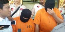 Dua Saudara Diringkus Polisi Usai Mencuri Tas di Parkiran Rumah Makan