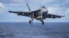 Jet Tempur Amerika Super Hornet F/A-18 Jatuh di Laut Sulawesi