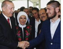 Respons Mengejutkan Khabib Nurmagomedov Bertemu Erdogan