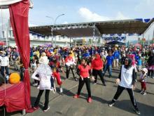 Amsakar Ikut Goyang Zumba Tutup Event Dream Land Square