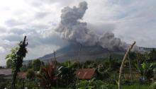 Gunung Sinabung Meletus Lagi!