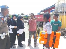 Nelayan Teluk Keriting Keluhkan Tanda Proyek Jalan Lingkar di Tepi Laut