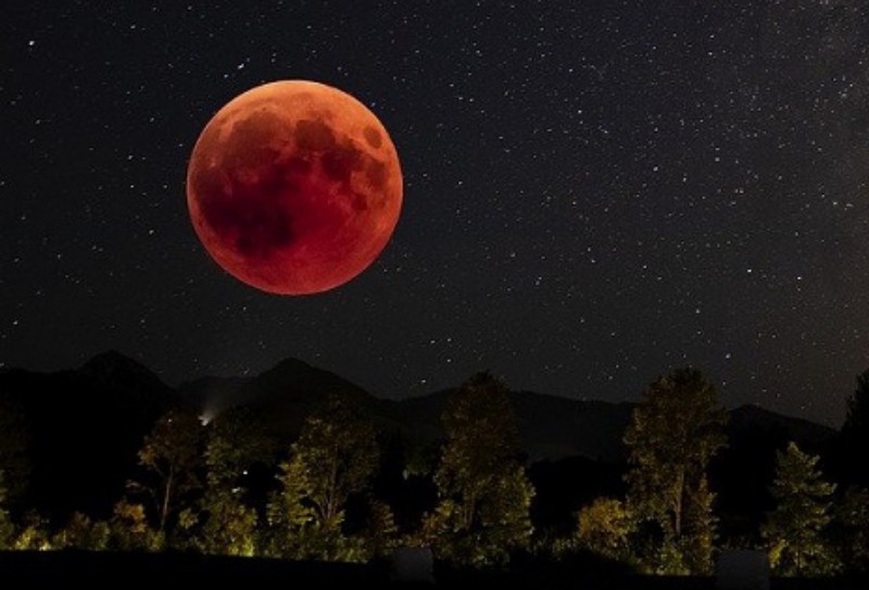 Gerhana Bulan Total Bisa Dilihat di Lingga, Catat Waktunya!