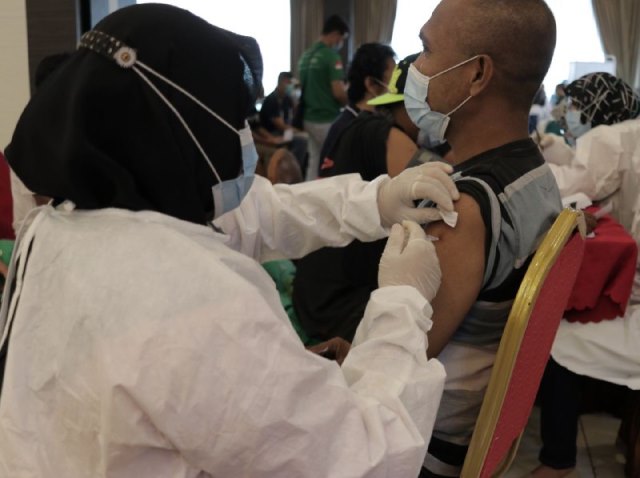 Didukung Dinkes, Grab Indonesia Vaksinasi Mitra Pengemudi di Batam