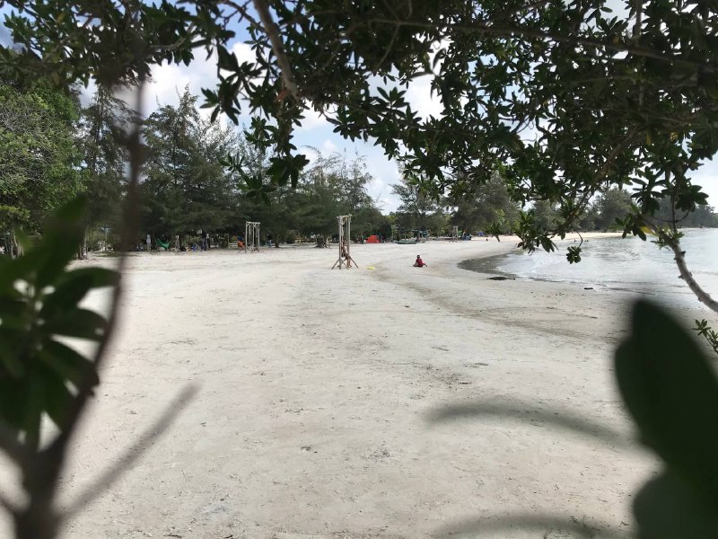 Cerita Pengelola Pantai Wisata Reviola Bertahan di Tengah Badai Corona