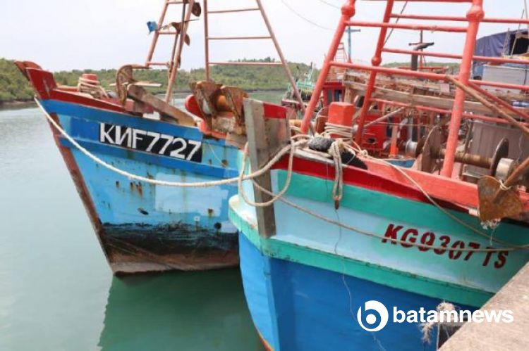 Kapal Ikan Asing Merajalela di Laut Natuna, Nelayan Lokal Terusir