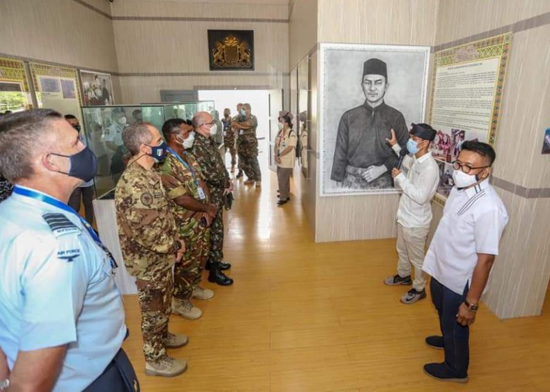 Atase Pertahanan 21 Negara Sahabat Kunjungi Museum Batam Raja Ali Haji