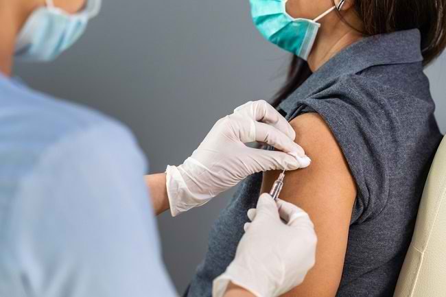 Warga Meranti Silahkan Ikut Vaksinasi Massal di Taman Cikpuan, Ini Syaratnya