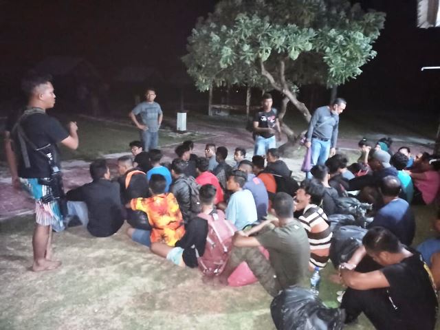 Polisi Amankan 52 PMI Ilegal di Tanjunguban Bintan